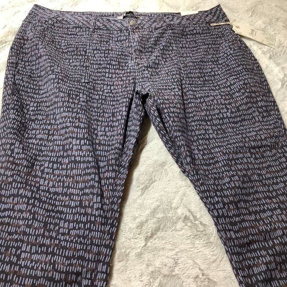 Nwt Royalty printed cropped plus size jeans - Picture 5 of 9